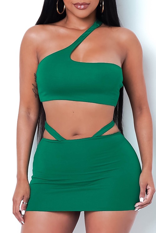 All eyes on me set green