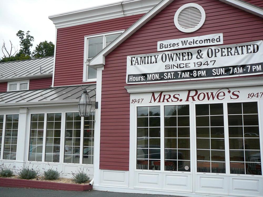 Mrs. Rowe's Family Restaurant and Bakery - Staunton, VA 24401 | About Us