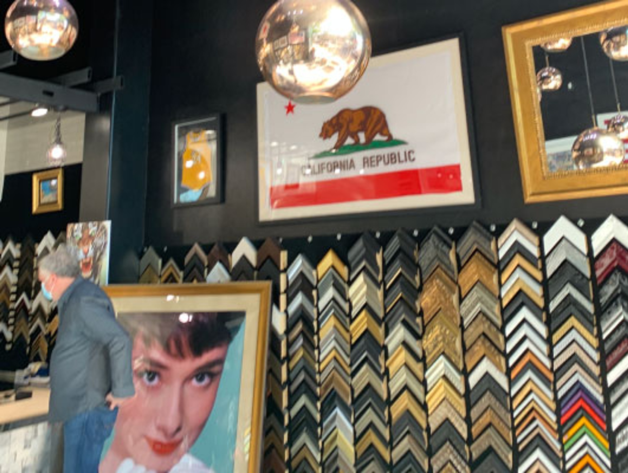 LA Custom Framing Gallery