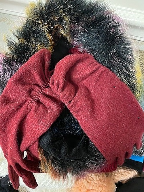 Nine West Burgundy Gloves