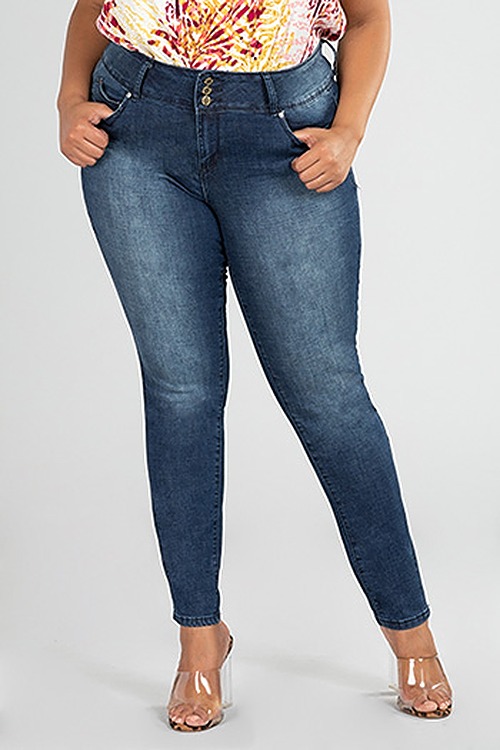 YMI 3 Button Midrise