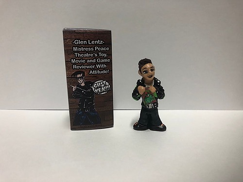 Glen Lentz Mistress Peace Theatre Toy/Film Reviewer mini figurine by PhoenixComicsToys