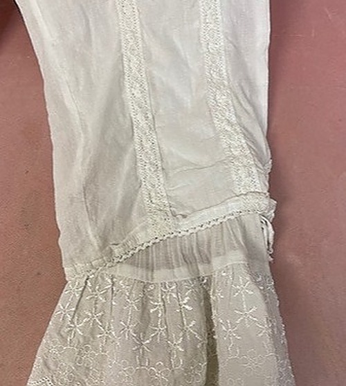 VENUS White Iliac Bloomer Pants