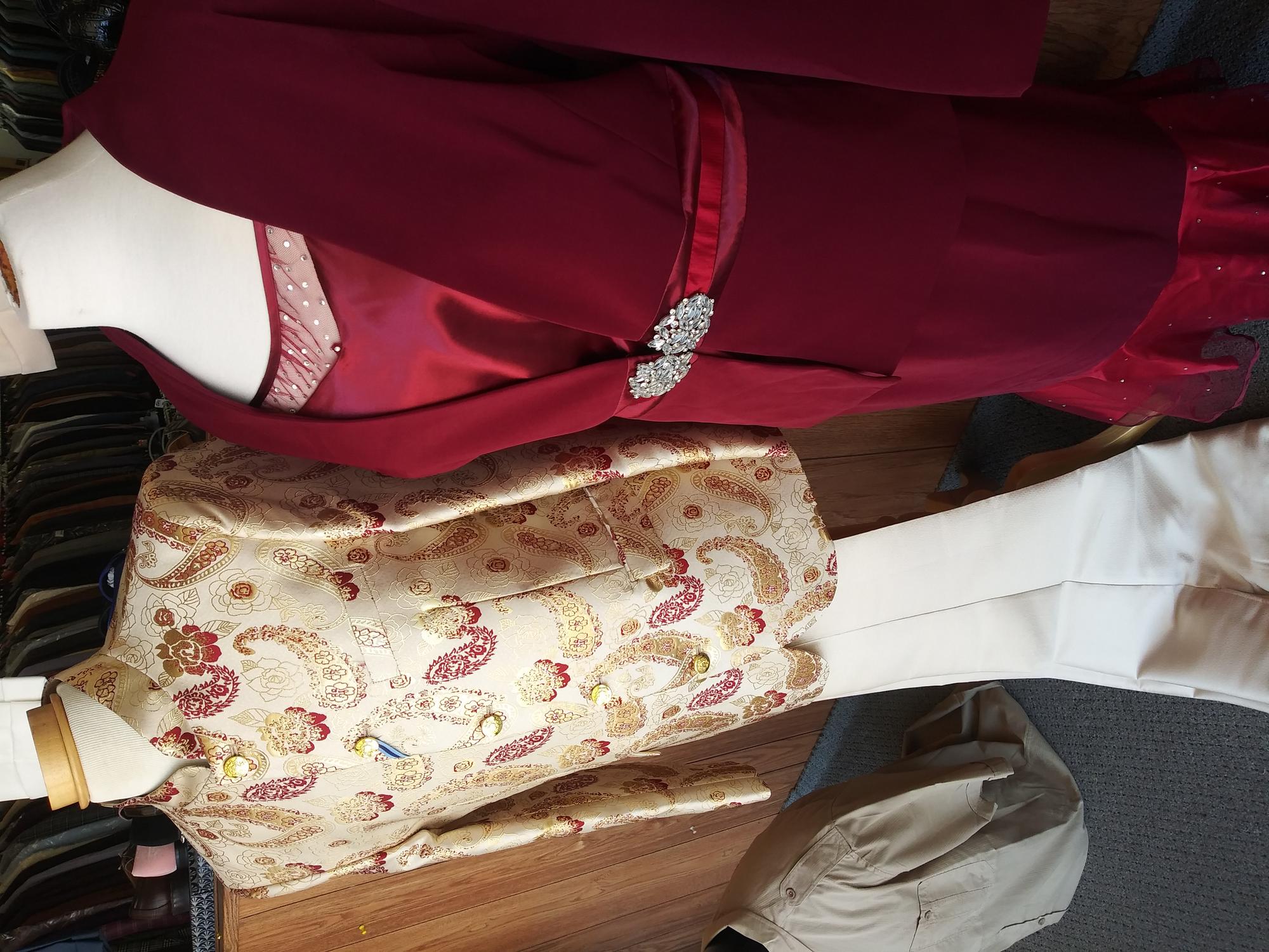 Fashion Fever Tulsa, OK Women's Suits & Hats