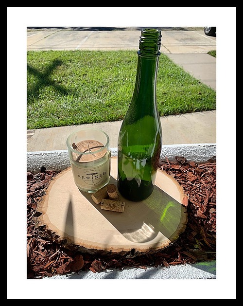 Rewined Rose’ Candle