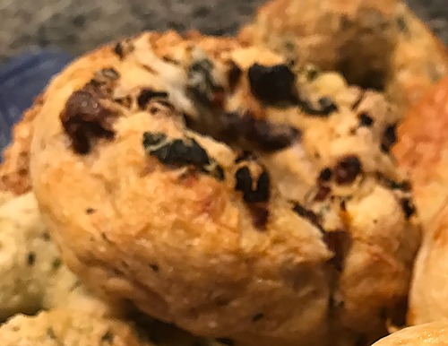 Sun-Dried TomatoBasil W/Goat Cheese