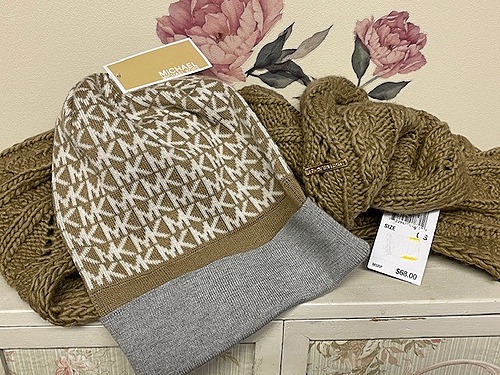 MICHAEL KORS Khaki Logo Beanie